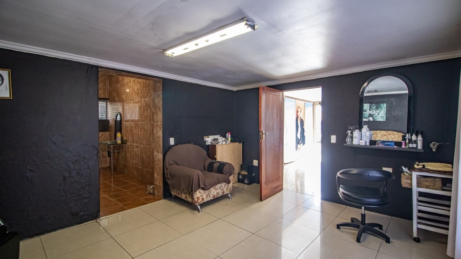 3 Bedroom Property for Sale in Amalinda Eastern Cape